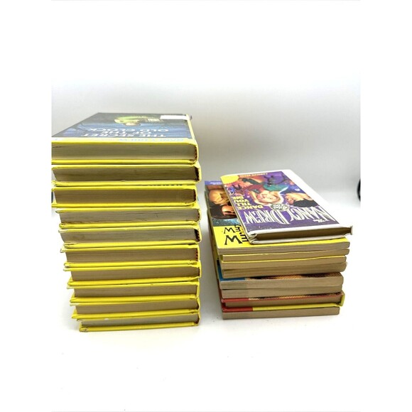 Lot of 19 Nancy Drew Series by Carolyn Keene HARDCOVER/PAPE RBACK - Picture 4 of 10